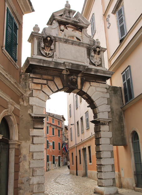 Rovinj-vrata